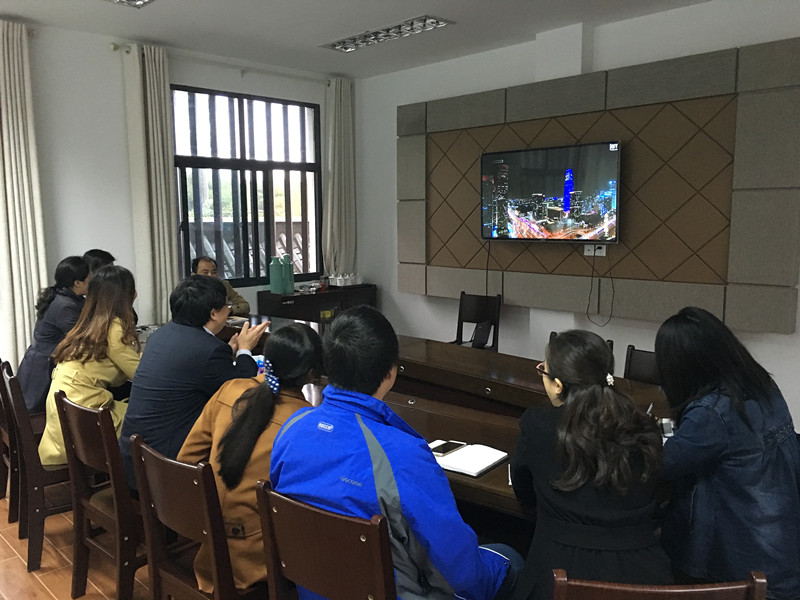 1478590200228454.jpg 唐子城组织集中观看专题记录片《永远在路上》1_副本.jpg