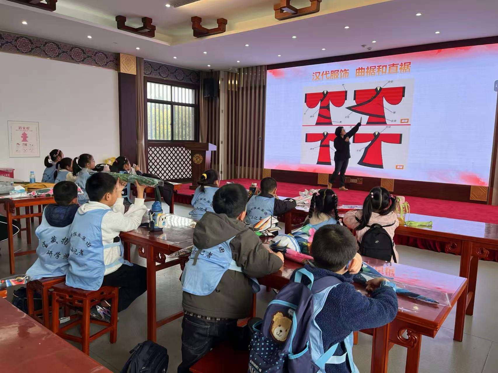 1775118461938751.jpg 11.jpg